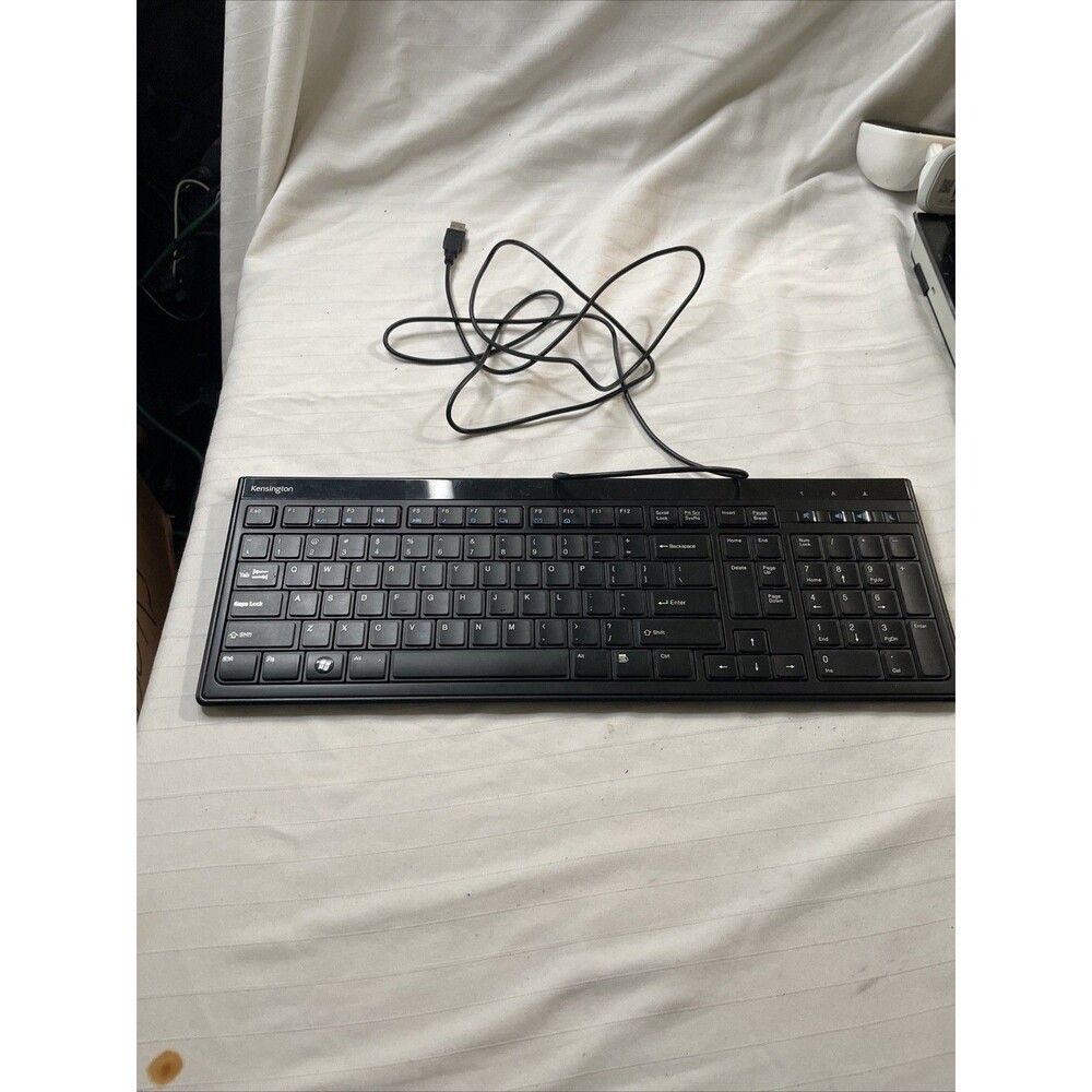 Kensington Slim Type Wired Keyboard (K72357USA),Black